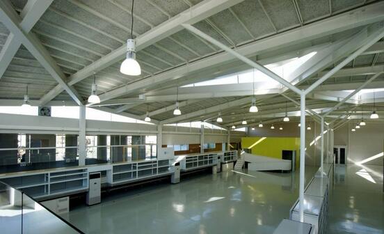 �ό��S���b���OӋ