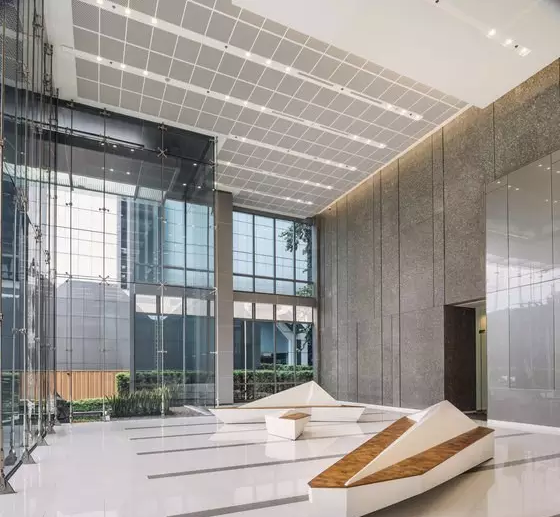 �ό����֘��b���OӋ