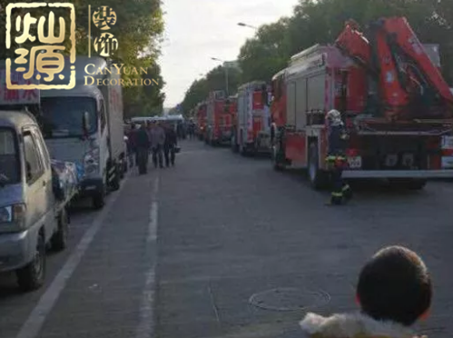 �ό��b�˾-���¬F(xi��n)��