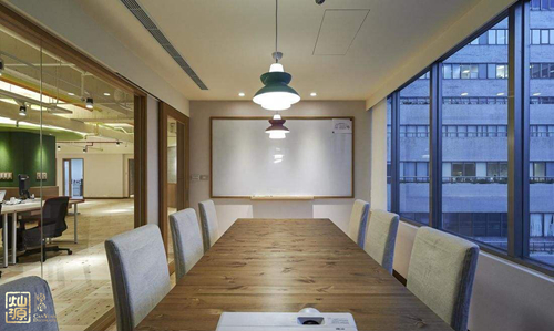 �ό����֘��b��