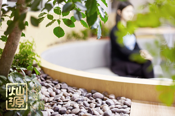 �b���L������@�L��