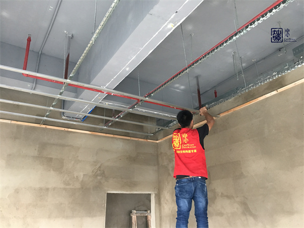 �ό����b�b�޹�˾ǰʮ��(qi��ng)ʩ���D